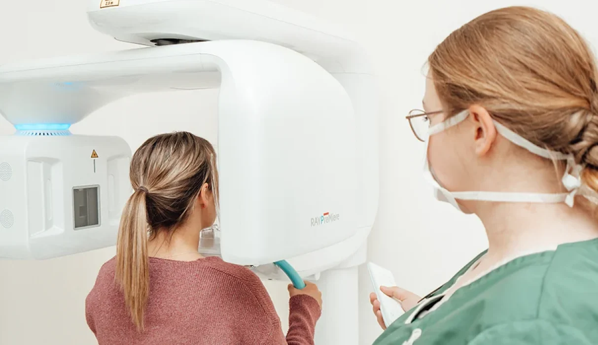 Moderne Zahnmedizin mit Zeit, Ruhe und Vertrauen.