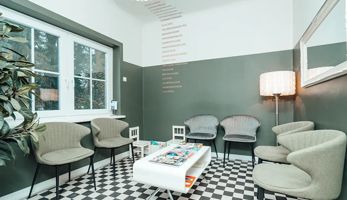 Moderne Zahnmedizin mit Zeit, Ruhe und Vertrauen.